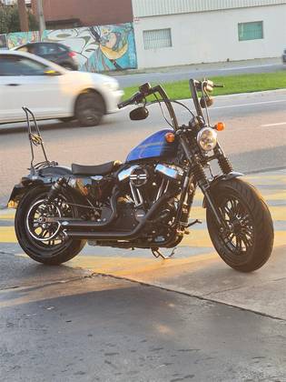 HARLEY-DAVIDSON SPORTSTER FORTY-EIGHT HARLEY-DAVIDSON SPORTSTER FORTY-EIGHT